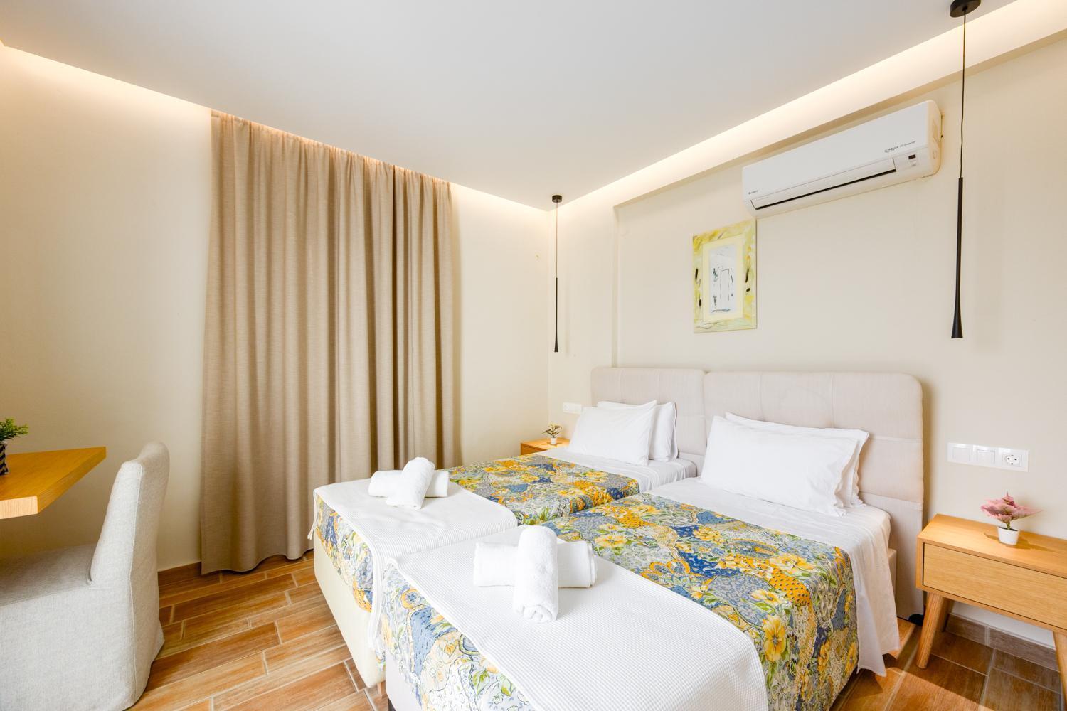 סידריון Villa Eleni Agios Stephanos מראה חיצוני תמונה