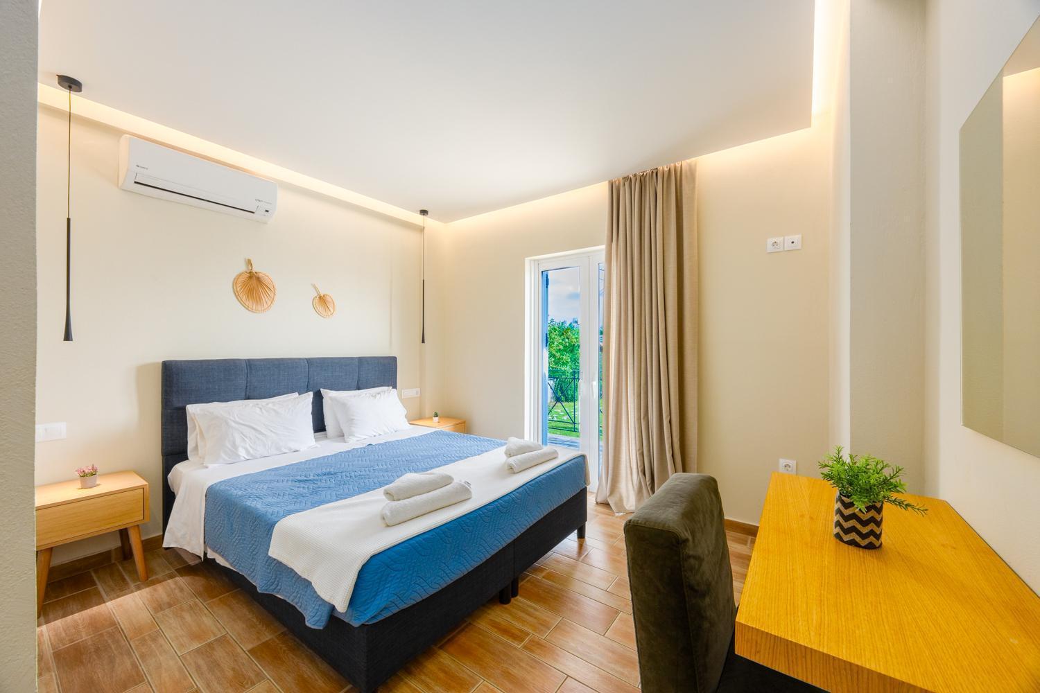 סידריון Villa Eleni Agios Stephanos מראה חיצוני תמונה