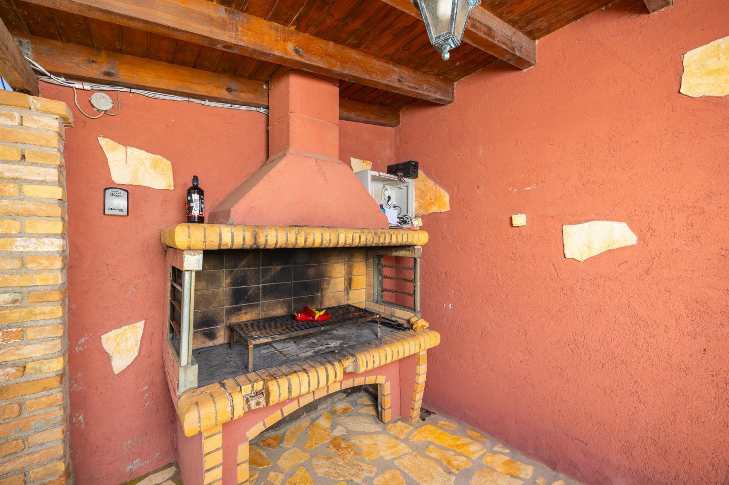 סידריון Villa Eleni Agios Stephanos מראה חיצוני תמונה