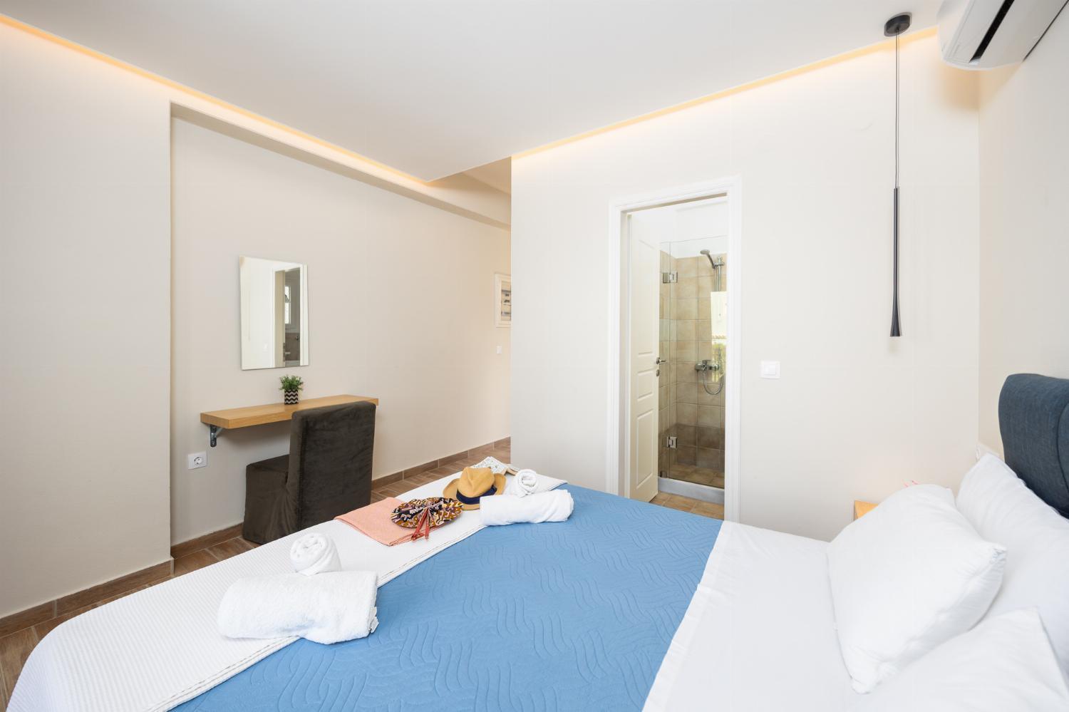 סידריון Villa Eleni Agios Stephanos מראה חיצוני תמונה