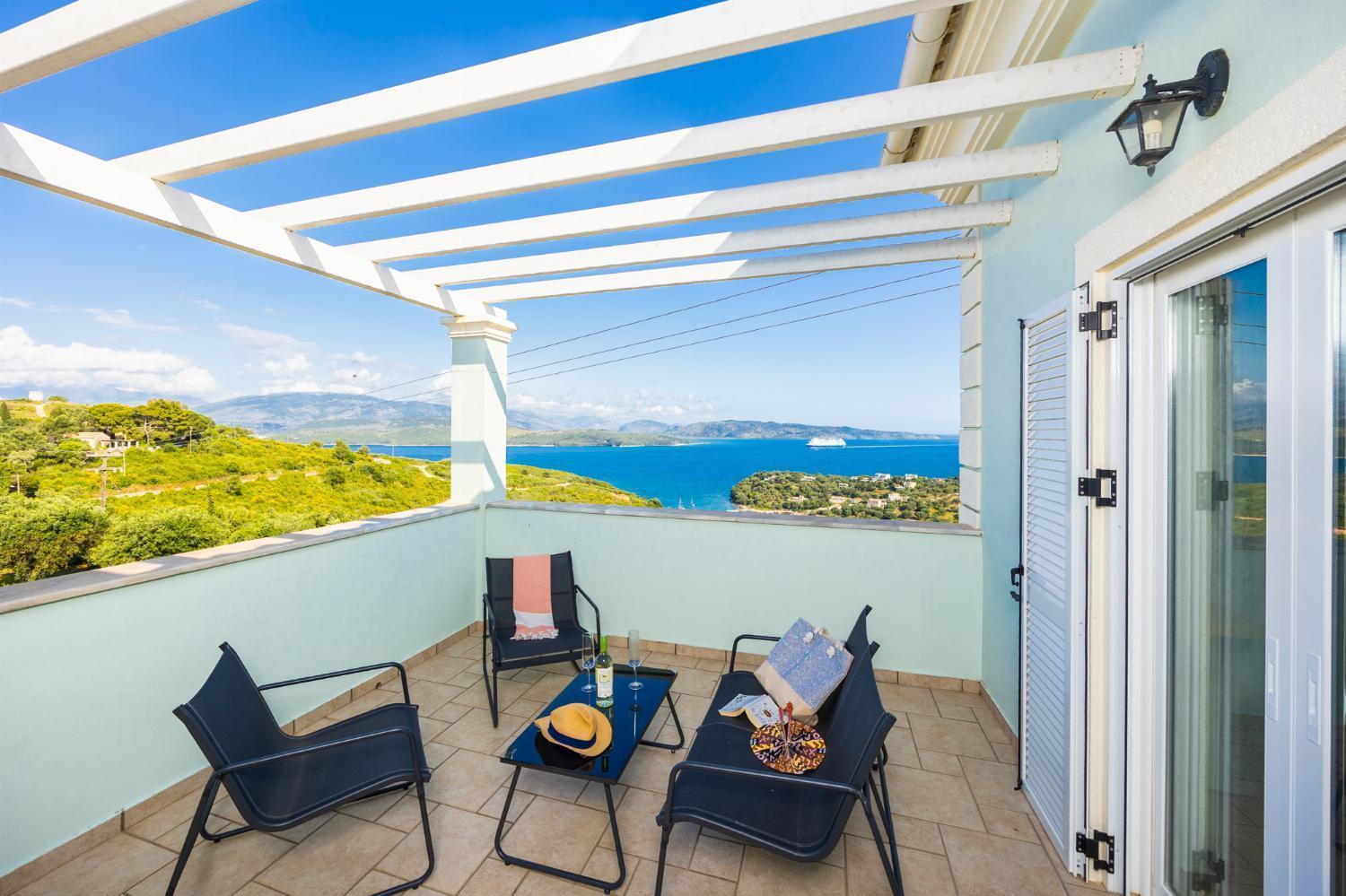 סידריון Villa Eleni Agios Stephanos מראה חיצוני תמונה